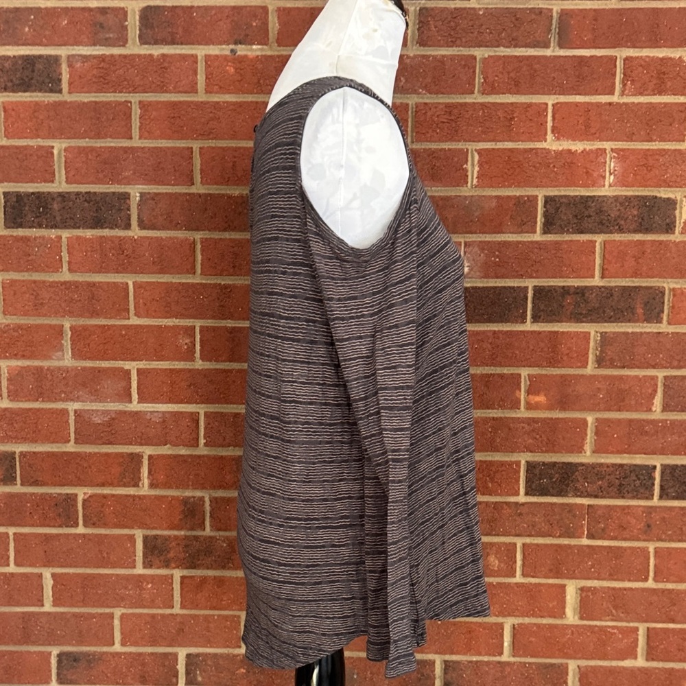 Lucky Brand Black and Gray Cold Shoulder Bell Sleeves Top - Picture 5 of 11